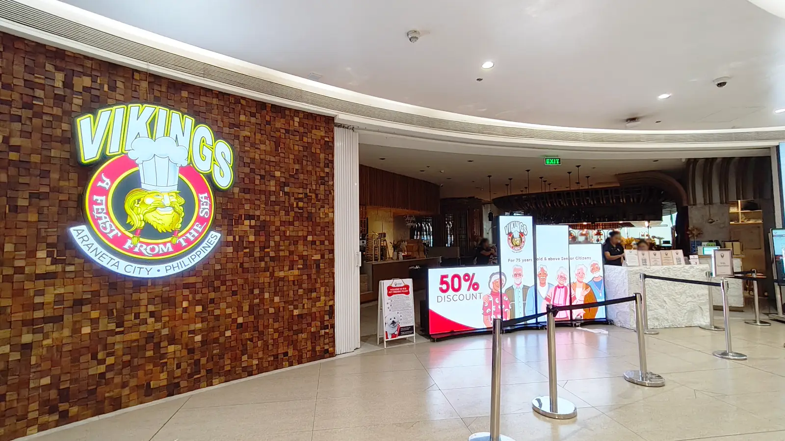 VIKINGS in Gateway Mall